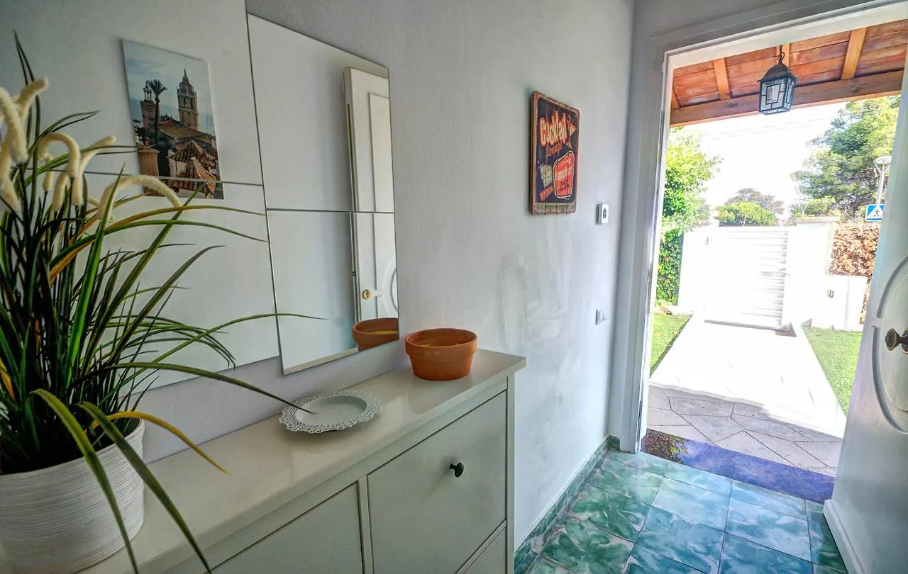 Family House By Helloapartments Sitges 0*,  Španělsko